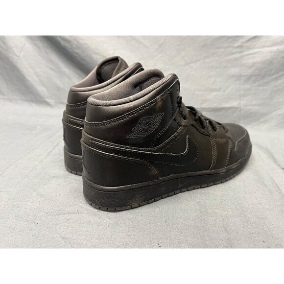 Nike Boys Jordan 1 Retro Mid (GS) Black Dark Grey Outsole Size 6.5 NEW NO BOX! - Picture 8 of 11